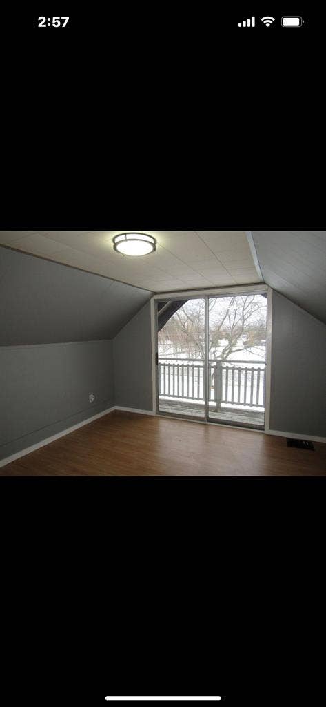 2 upstairs rooms for rent!