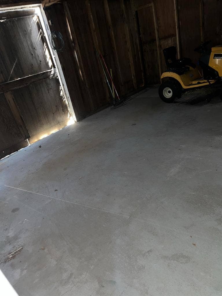 2 upstairs rooms for rent!