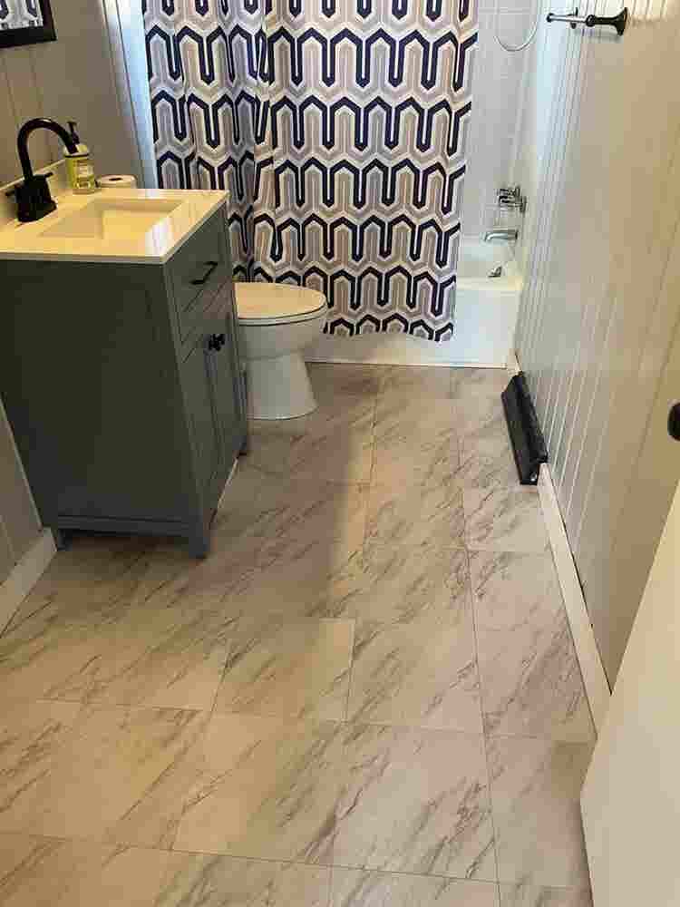 2 upstairs rooms for rent!