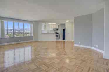 1 bedroom and bathroomm