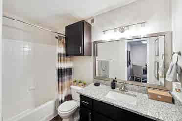 Bitters/281 $800 mo