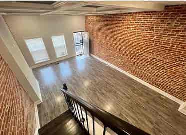 Modern Private Room w/ Bathroom