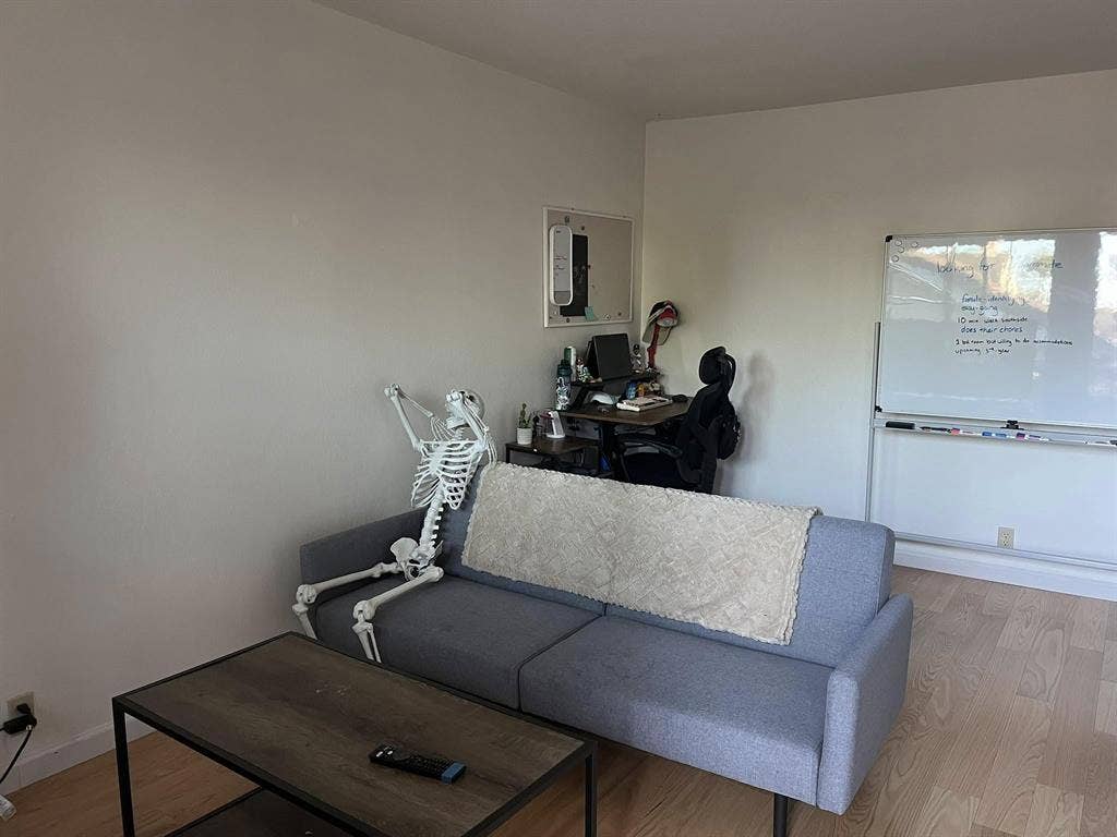 One Bd Apt Near UC Berkeley Campus