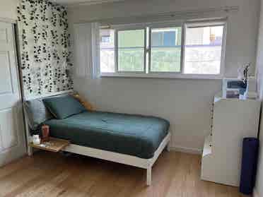 One Bd Apt Near UC Berkeley Campus