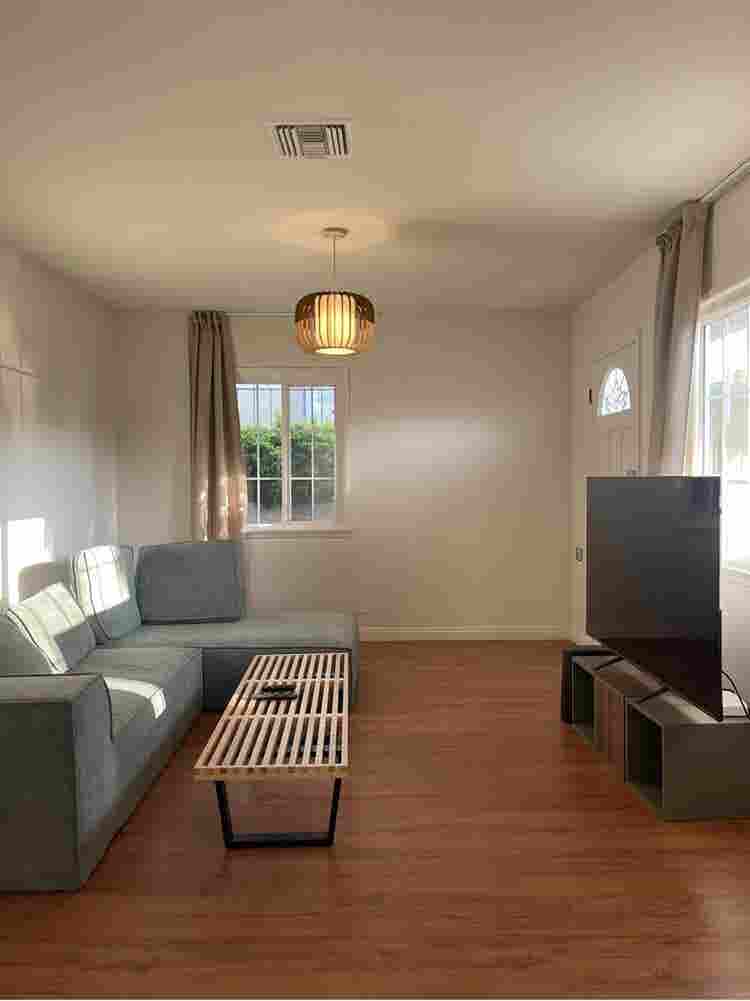 Alhambra Home| Walkable + Parking