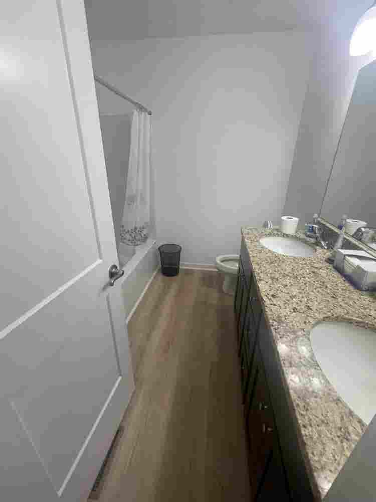 Private room for rent