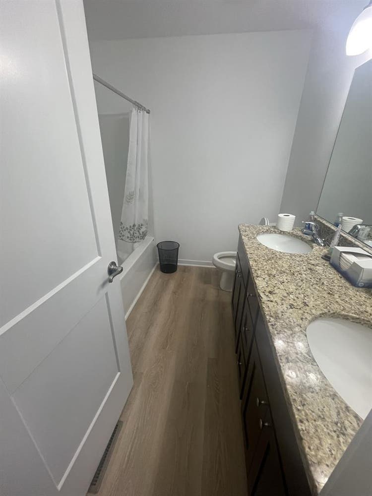 Private room for rent