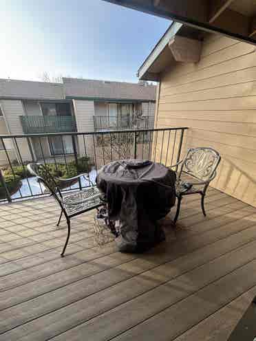 Furnished bath Cozy Condo