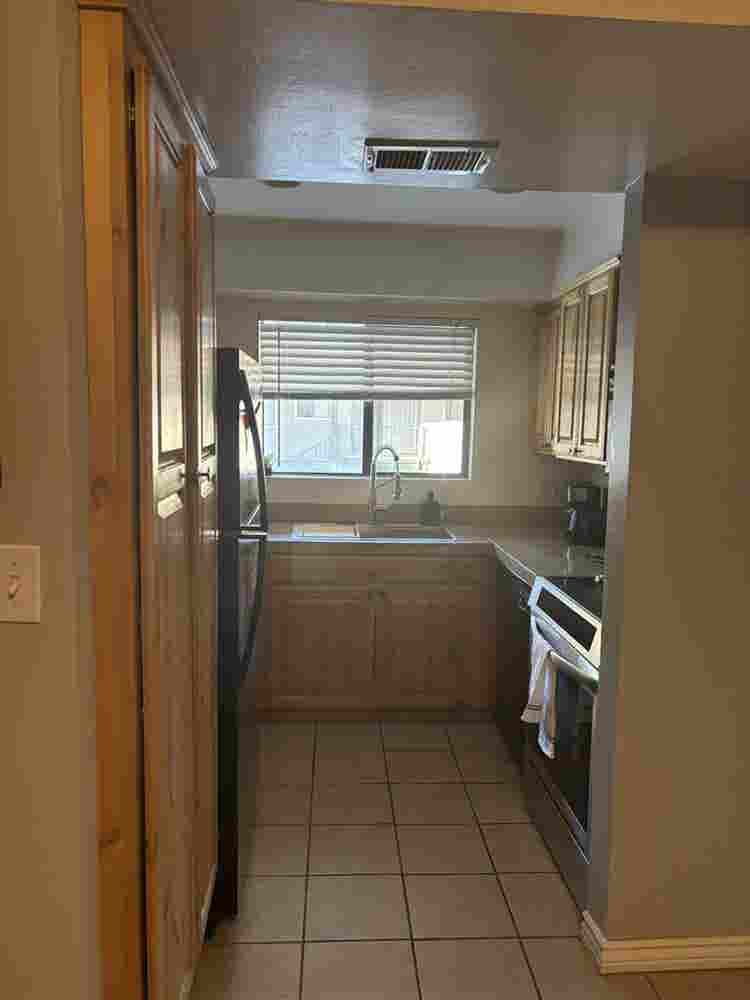 Furnished bath Cozy Condo
