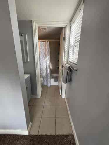 Furnished bath Cozy Condo