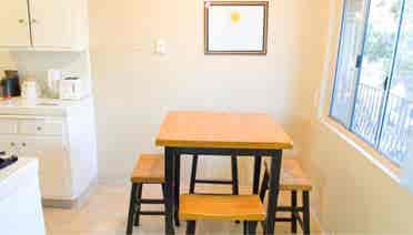 SHARED ROOM- pacific beach