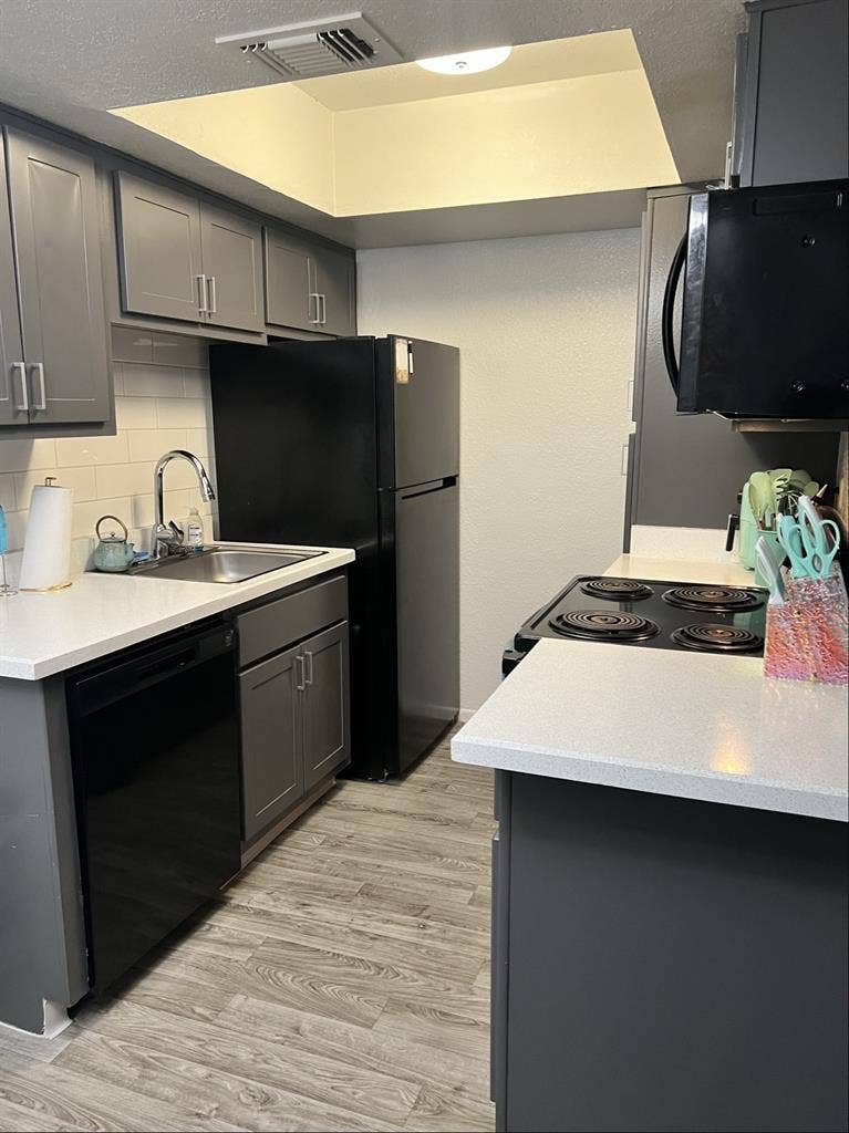 1 Room Avail in Apartment AUG 1st!!