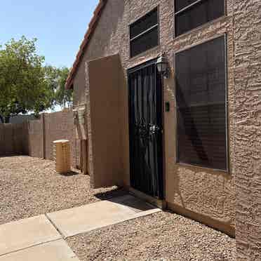Room for rent with shared bathroomm