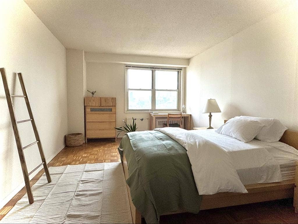 Spacious bedroom available