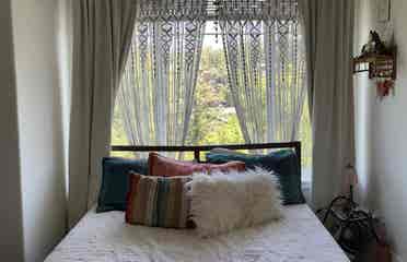 Private Room Cedar Mill!