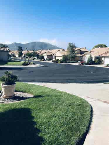 Live in the Sun Lakes Country Club
