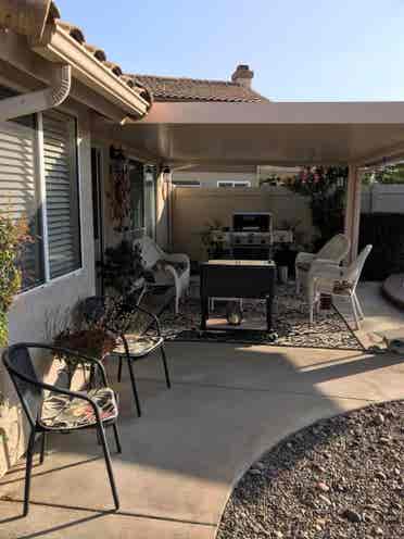 Live in the Sun Lakes Country Club