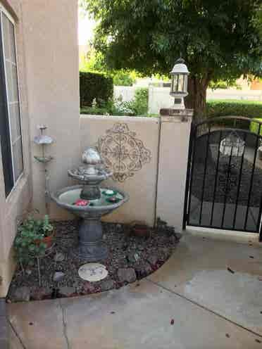 Live in the Sun Lakes Country Club