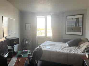 Two rooms available to rent