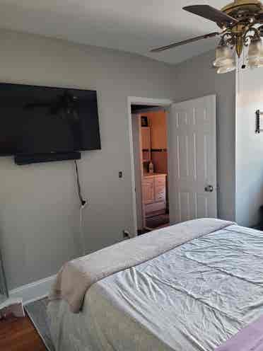 Cozy & Convenient Rooms - N.W. D.C.