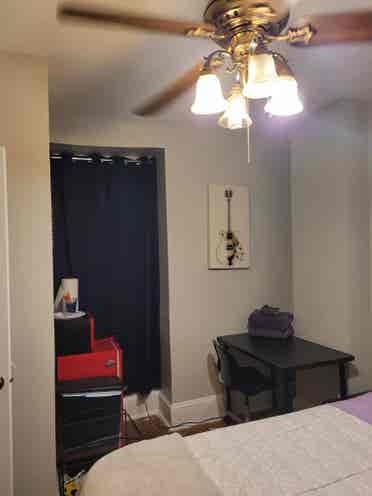Cozy & Convenient Rooms - N.W. D.C.