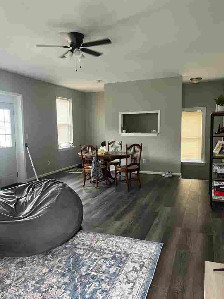 COZY APT CLOSE TO UC AND OTR