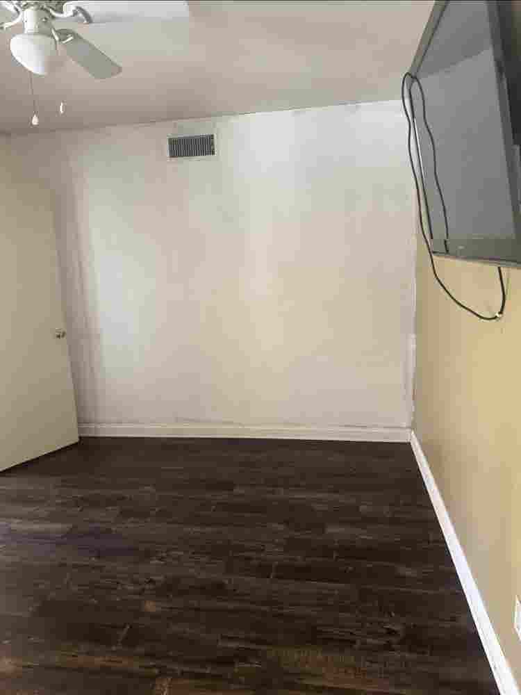 bedroom,   minutes from CBU