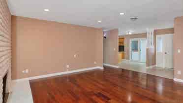 Master room for rent in Poway