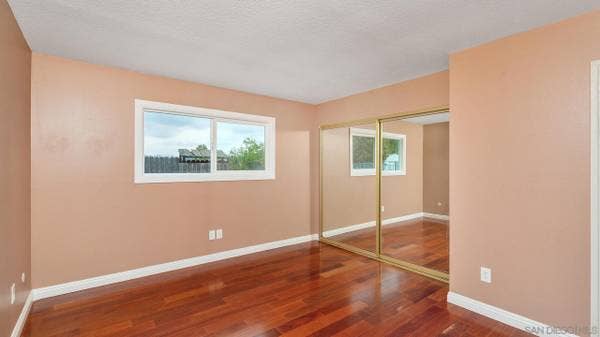 Master room for rent in Poway