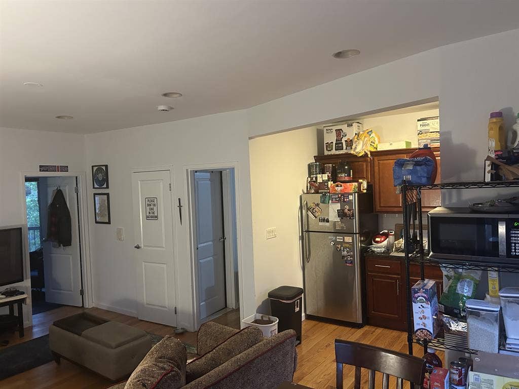 Room for rent-$