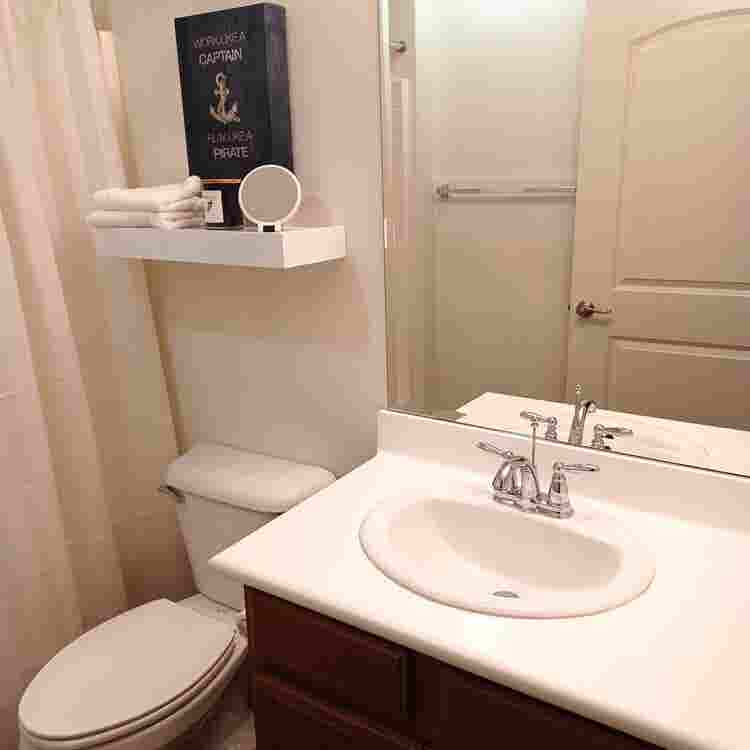 Share my clean, quiet condo
