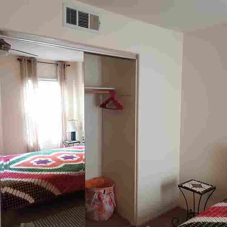 Share my clean, quiet condo