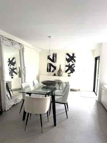 Roommate wanted in Kendall area