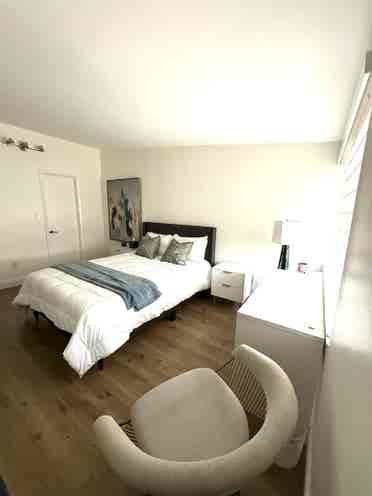 Roommate wanted in Kendall area