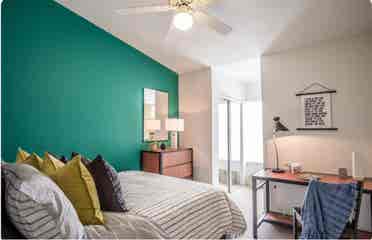 private girl
room need sublease ASAP