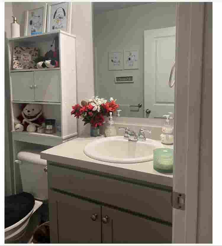 Room in good neighborhood