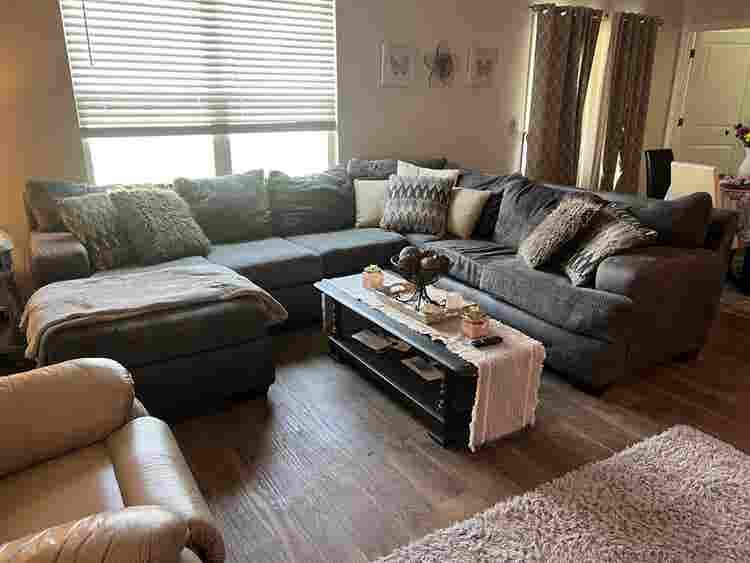Room in good neighborhood