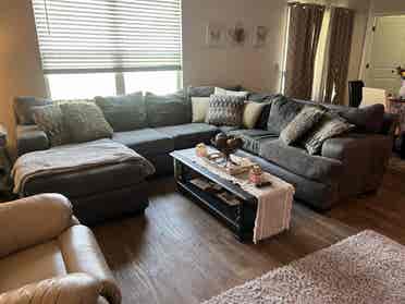 Room in good neighborhood