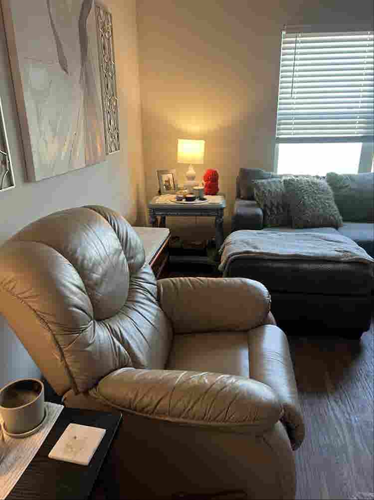 Room in good neighborhood