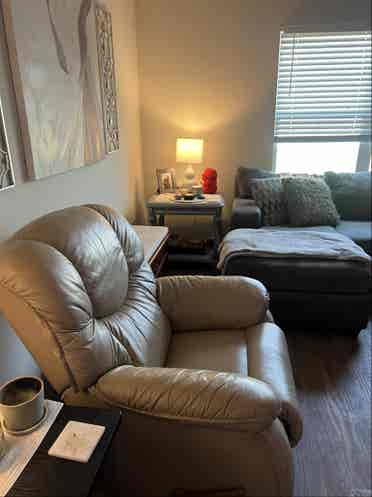 Room in good neighborhood