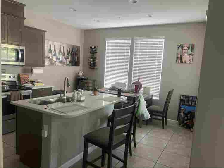 Rooms for rent