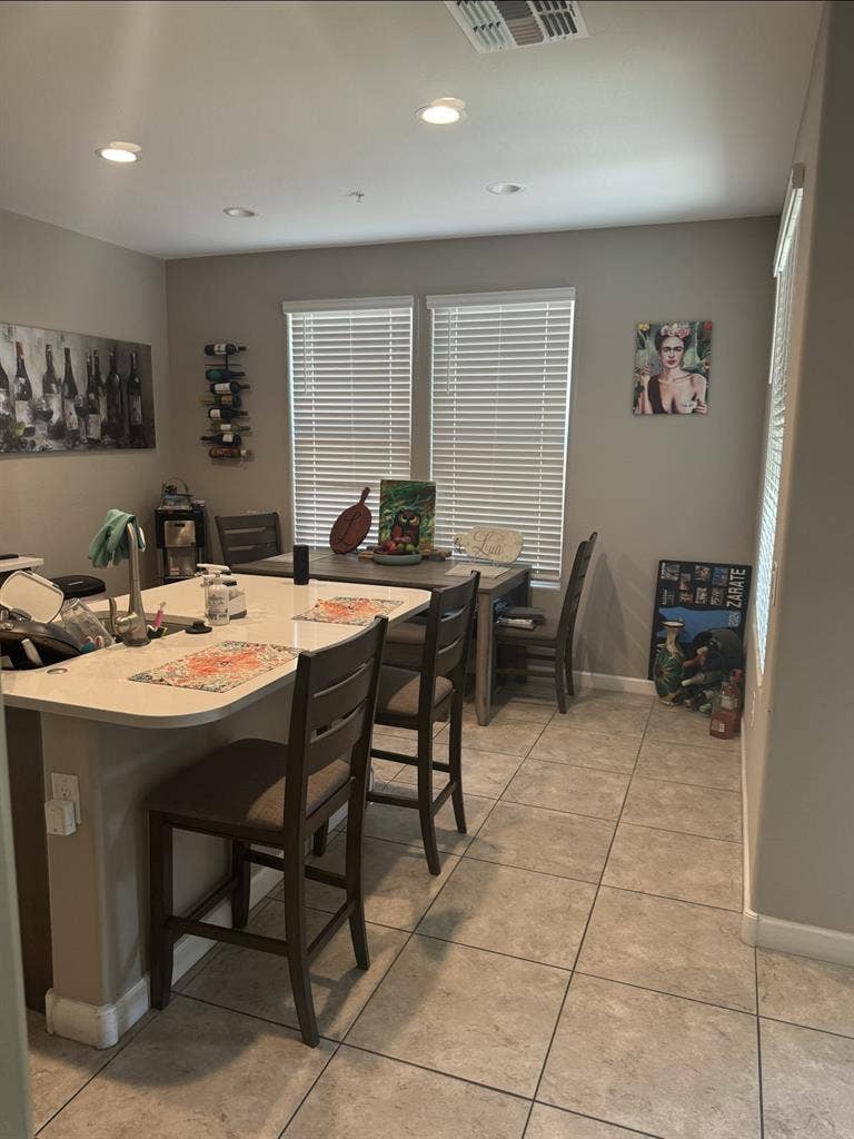 Rooms for rent w/Utilities