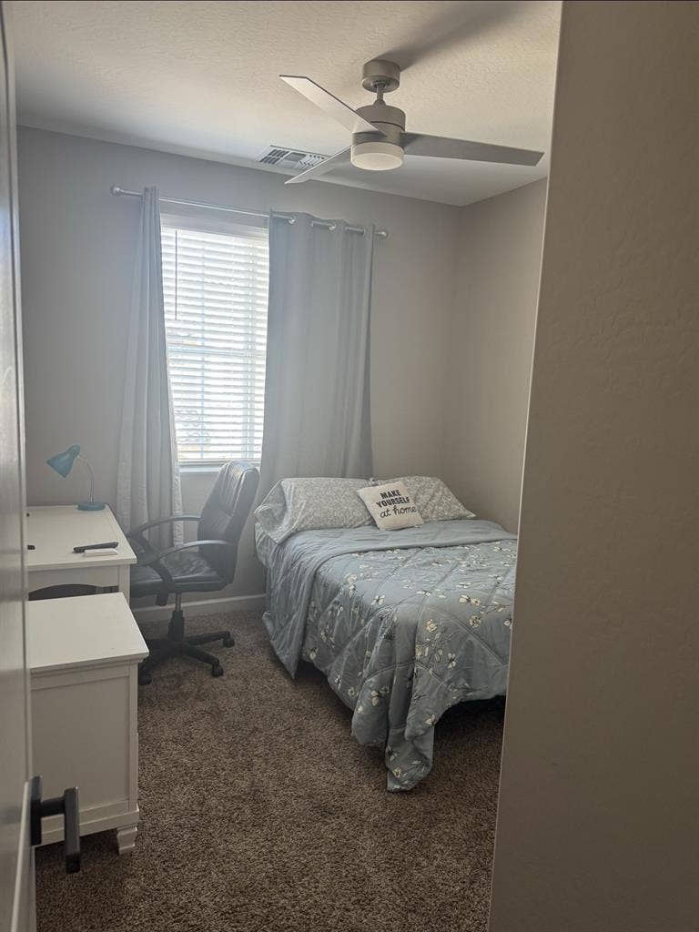 Rooms for rent w/Utilities