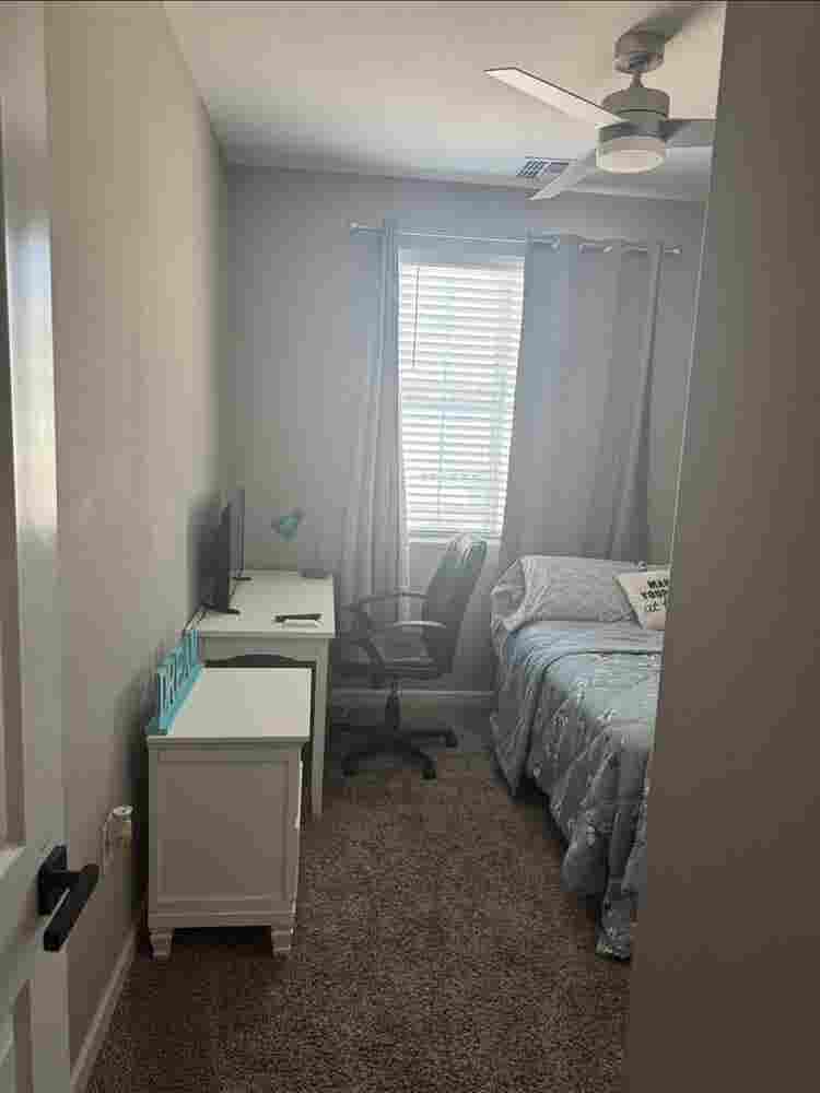 Rooms for rent