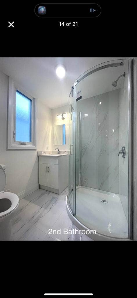 Bedroom for rent in Toronto
