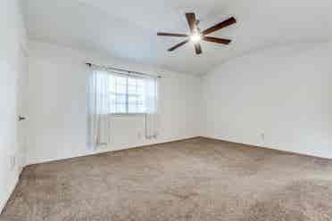 2-Bd/bth minutes from SMU  sqft