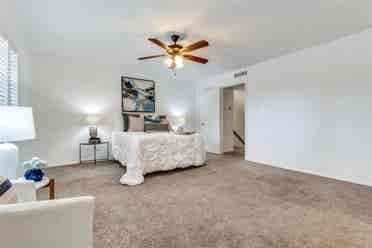 2-Bd/bth minutes from SMU  sqft