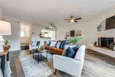 2-Bd/bth minutes from SMU  sqft