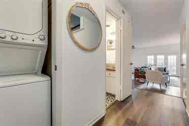 2-Bd/bth minutes from SMU  sqft
