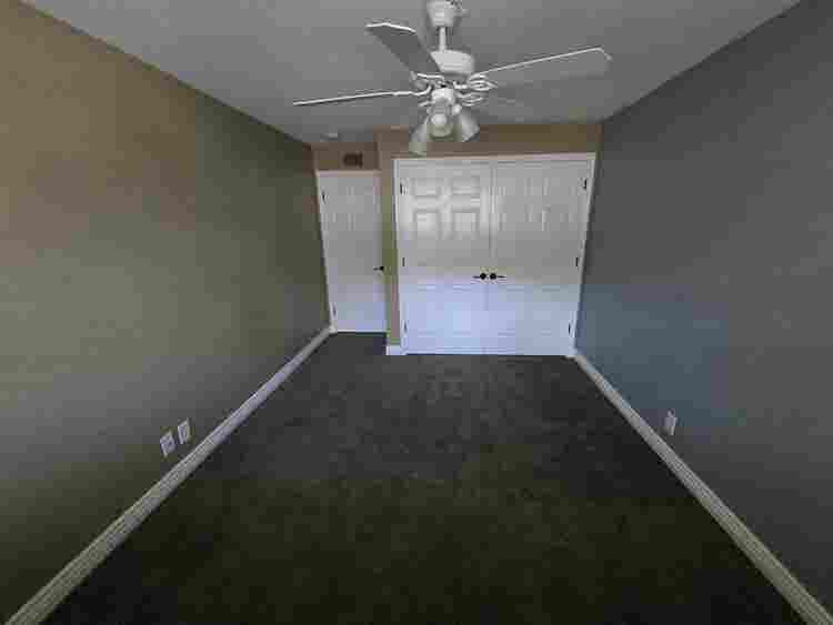 One room in shared space for rent